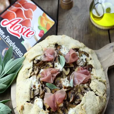 Vidéo recette : tarte rustique au chèvre et au jambon cru